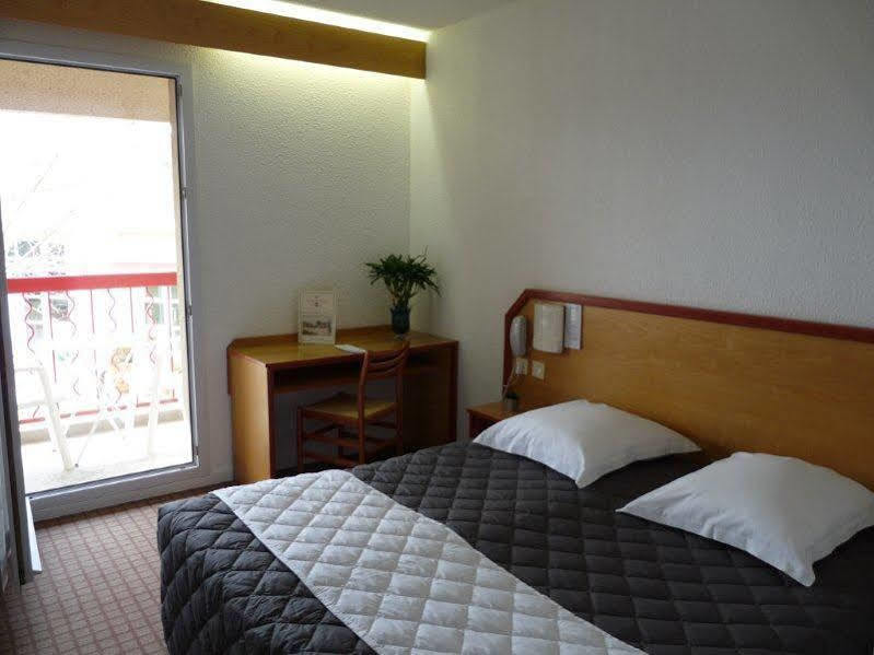 Hotel Le Mas Des Ponts D'Αρλ Εξωτερικό φωτογραφία